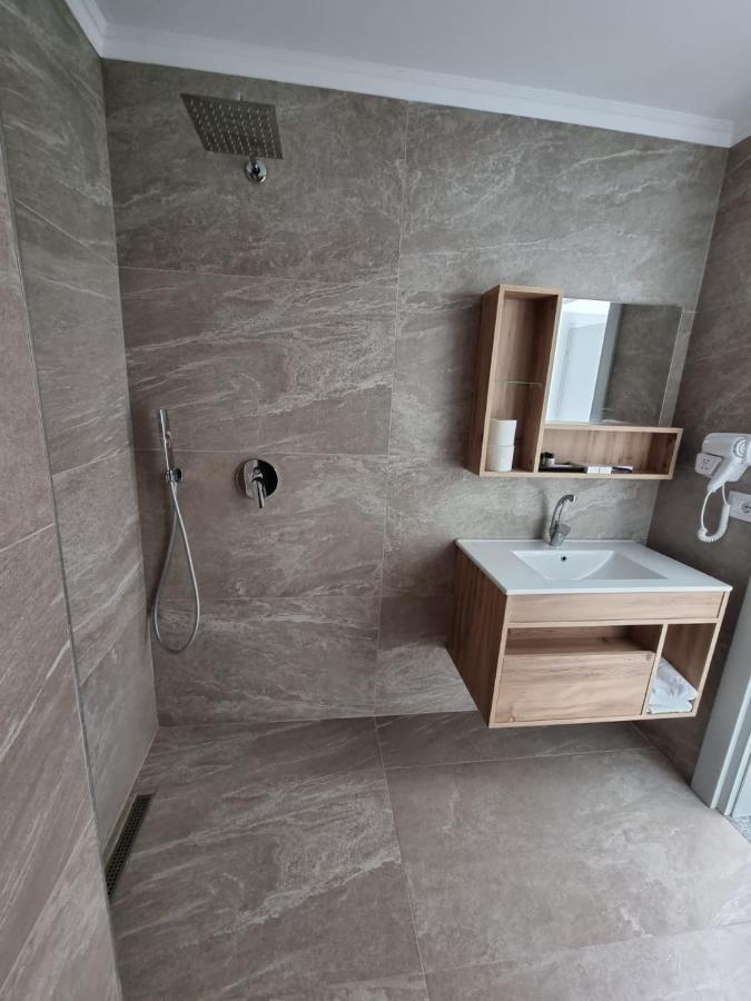 Resort Zerja And Spa Peshkopi Exteriör bild