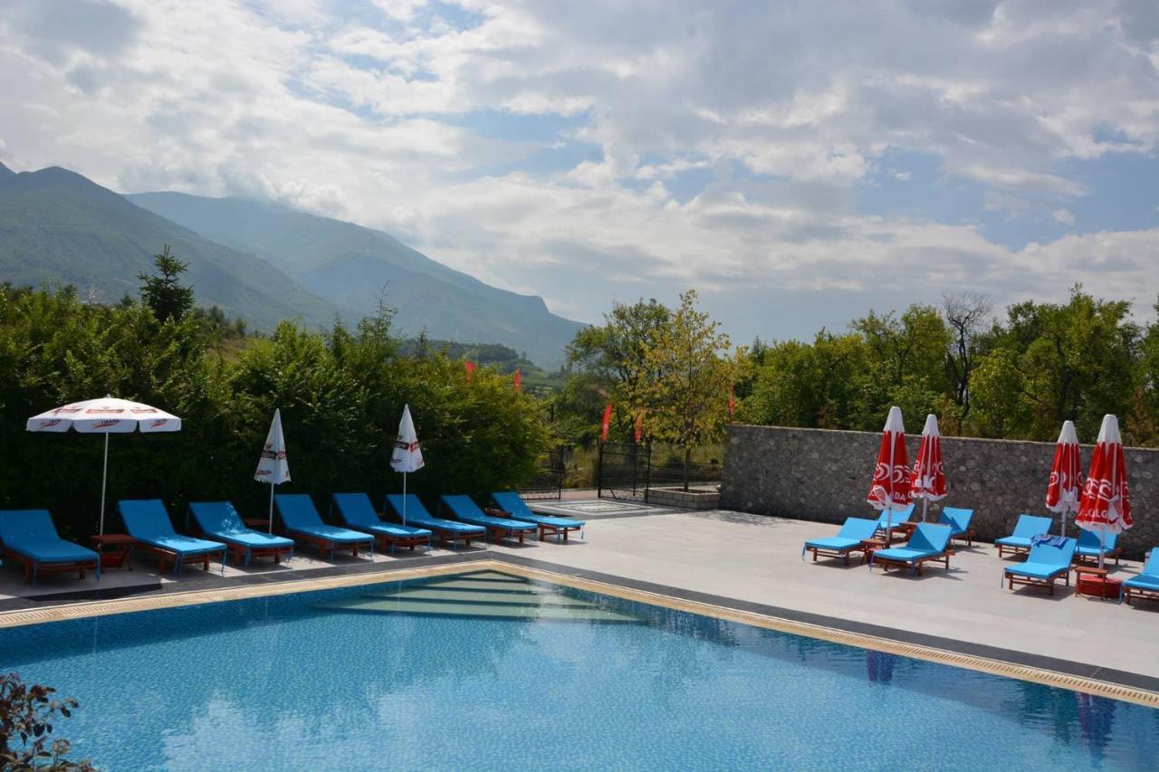 Resort Zerja And Spa Peshkopi Exteriör bild